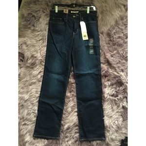 Brand New Mid Rise Levi Jeans